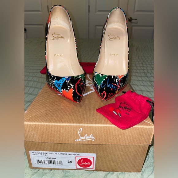 Authentic Christian Louboutin
Pigalle patent leather heels Size 36 | Gently Used - Picture 2 of 4